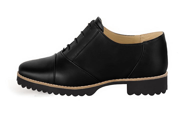 Satin black women's casual lace-up shoes. Round toe. Flat rubber soles. Profile view - Florence KOOIJMAN